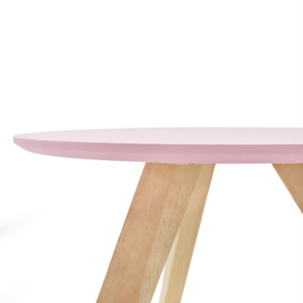 Mesa auxiliar en madera color rosa