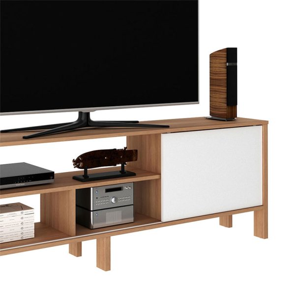 Mesa de TV Inmaculada permite la organización de diferentes objetos electrónicos y/o decorativos