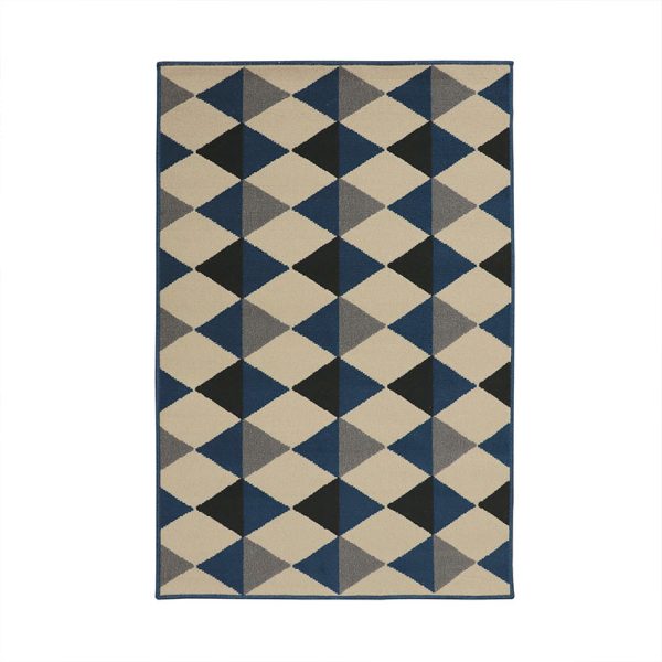 La alfombra Oregon cuenta con 1160 gr/m² y protección UV