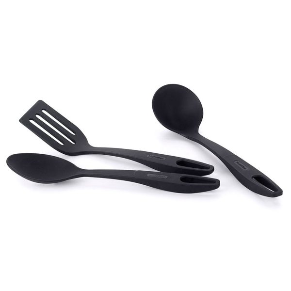 El set de 3 utensilios de cocina está fabricado en nylon, el cual soporta hasta 180°C.
