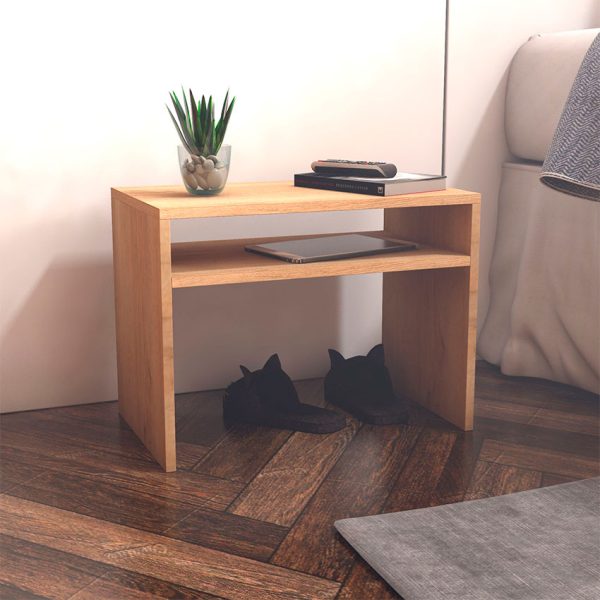 Mesa de noche sencilla que puede ser utilizada en diferentes ambientes por su diseño versatil